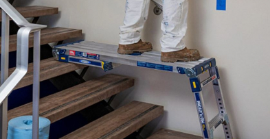 Aluminum Adjustable Pro Work Platform ladder
